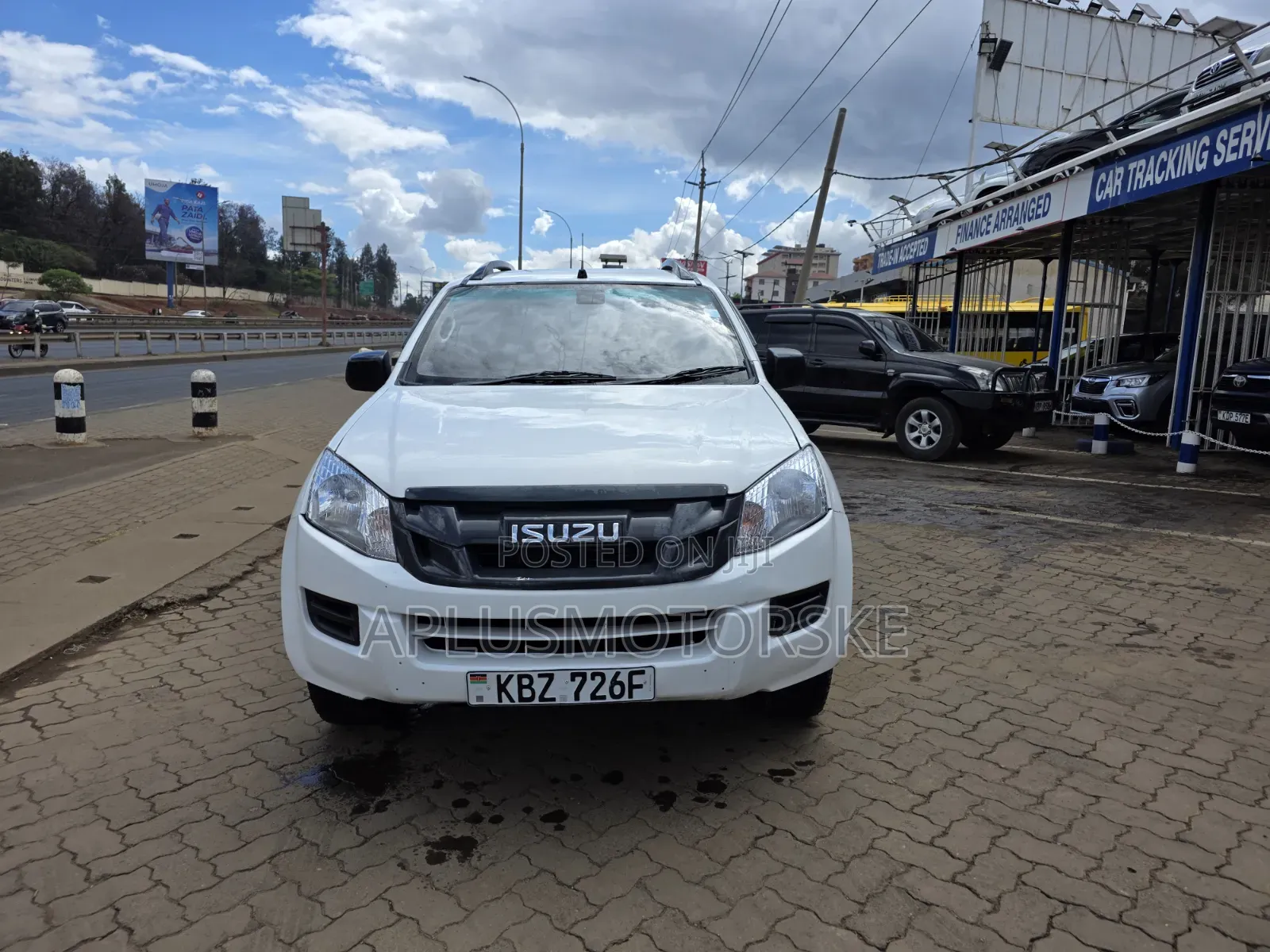 Isuzu D-MAX 2013 White