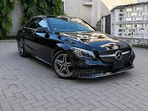 Mercedes-Benz C200 2019 Black