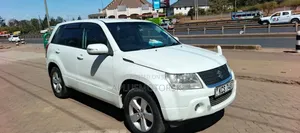 Suzuki Escudo 2011 White