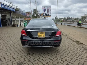 Mercedes-Benz E200 2017 Black