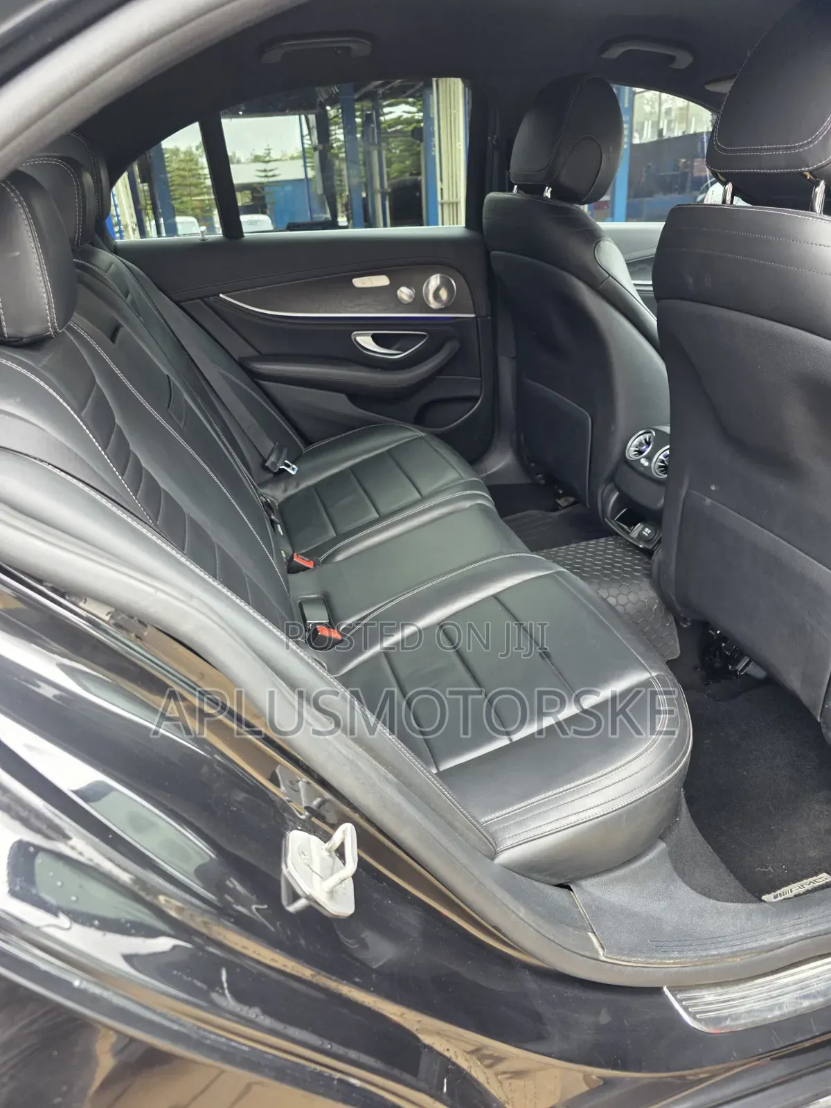 Mercedes-Benz E200 2017 Black