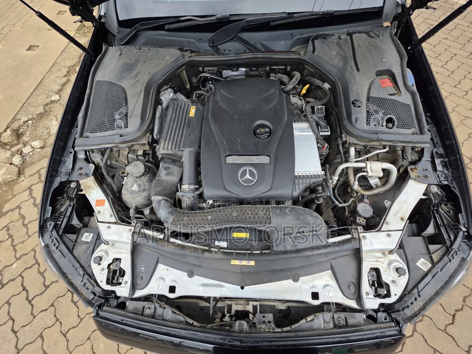 Mercedes-Benz E200 2017 Black