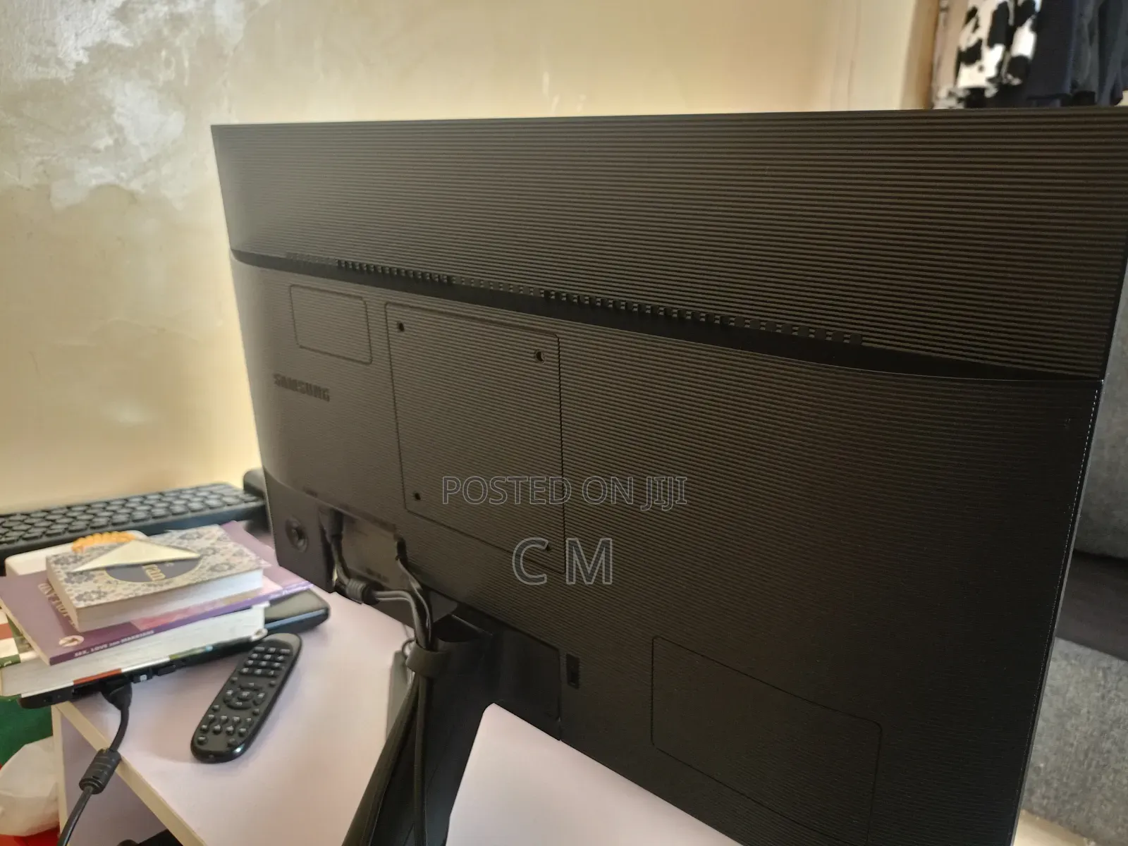 Samsung 24" IPS Monitor