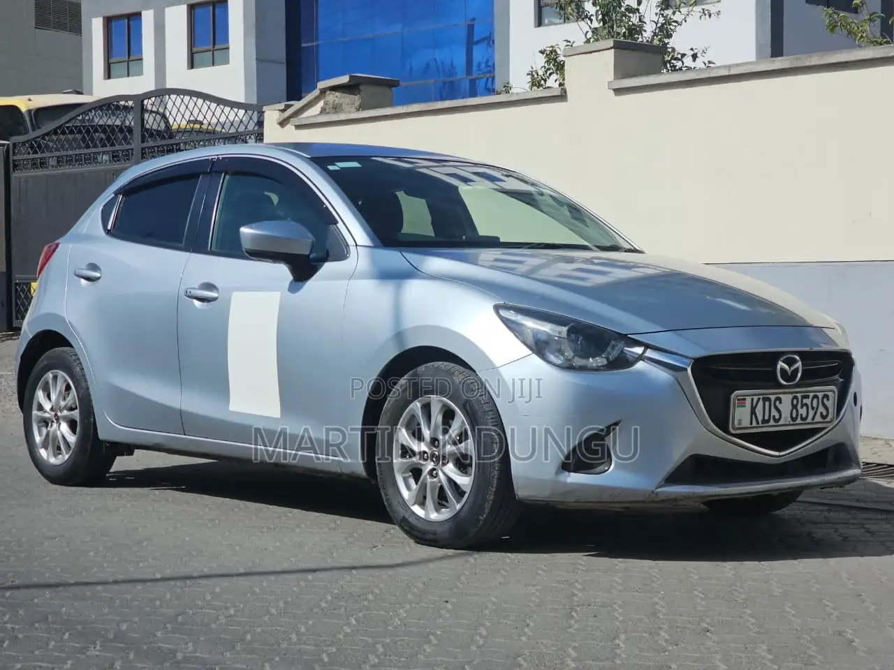 Mazda Demio 2017 Silver