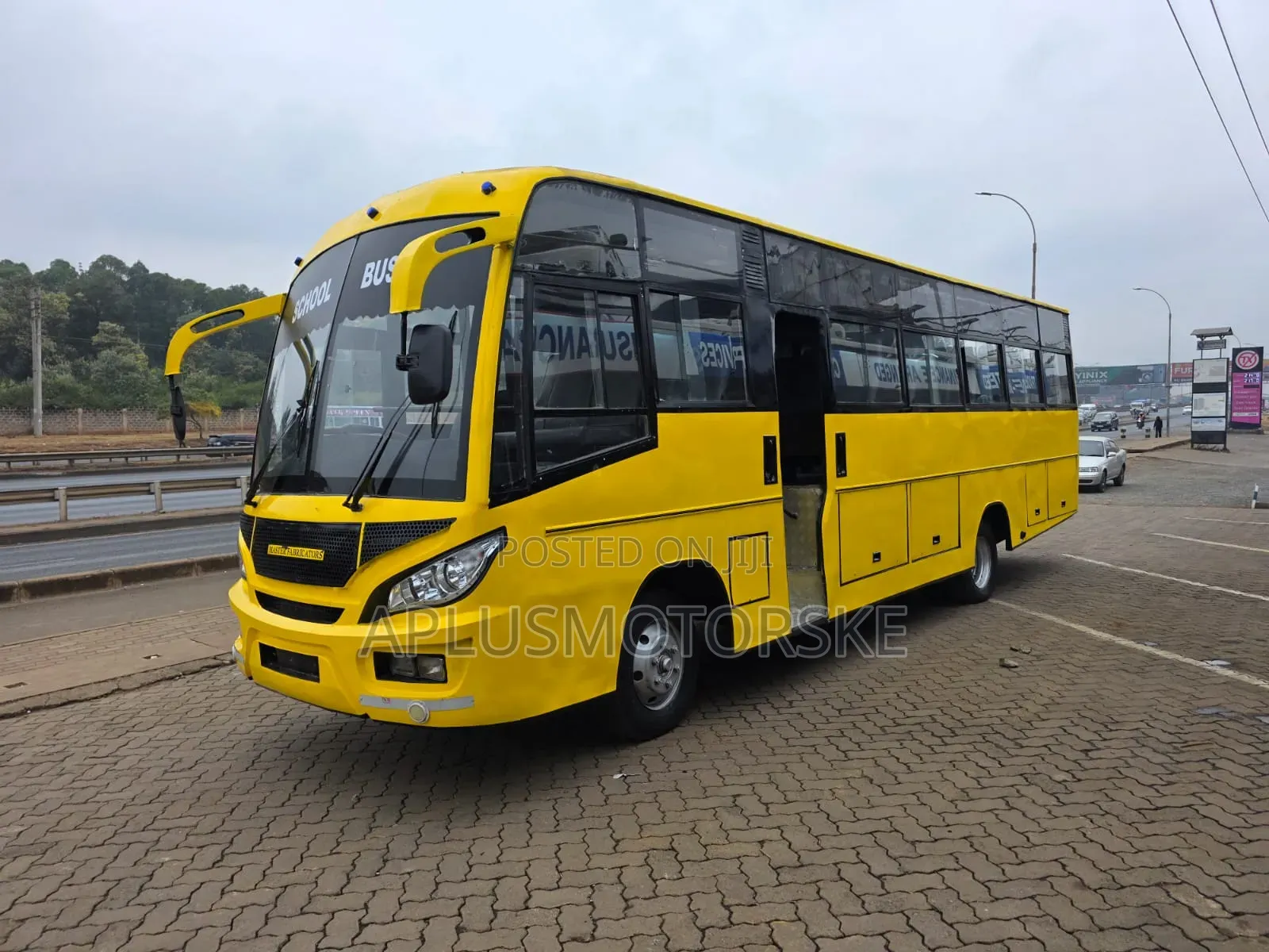 Isuzu FRR 2009 Yellow