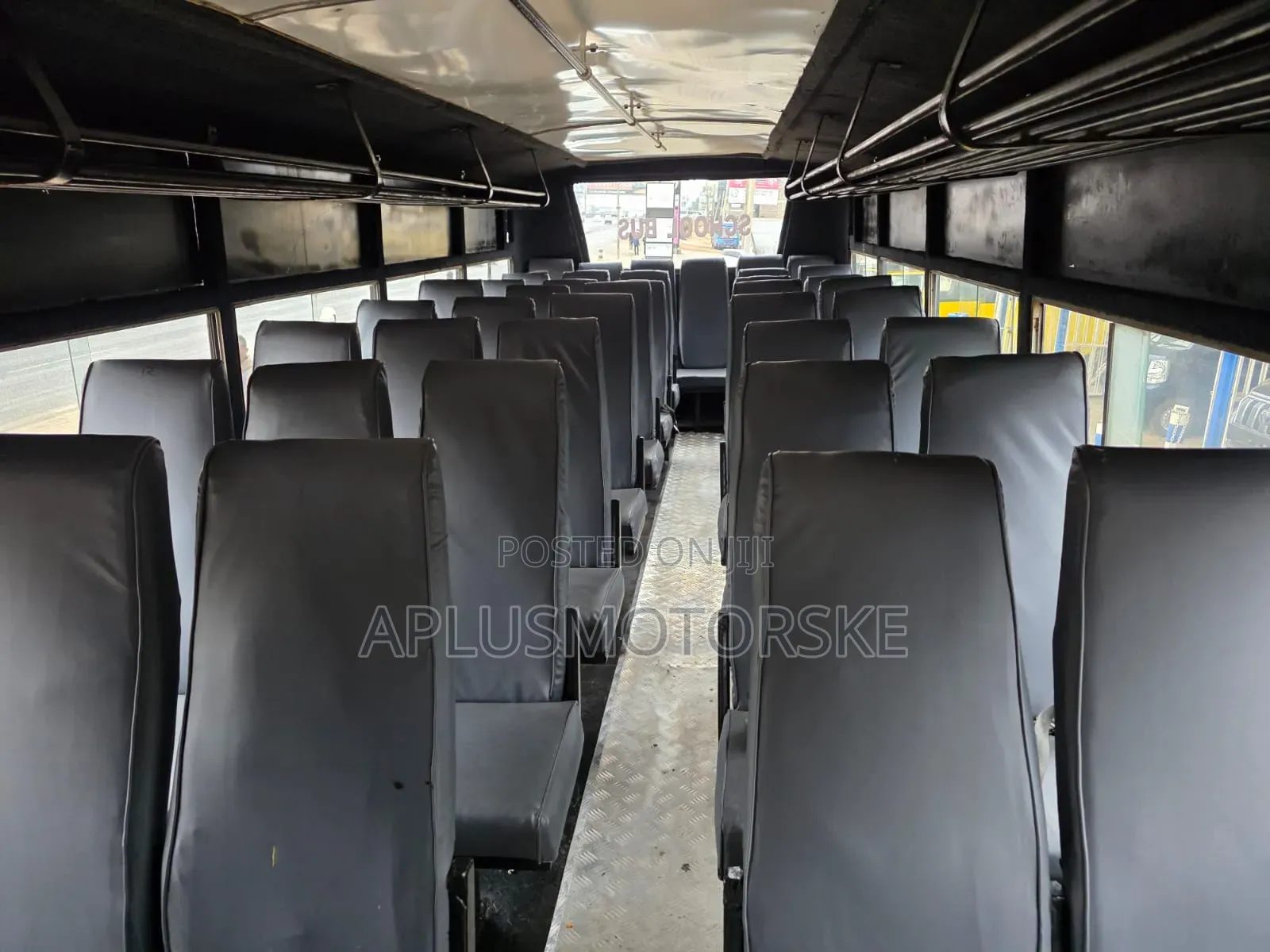 Isuzu FRR 2009 Yellow
