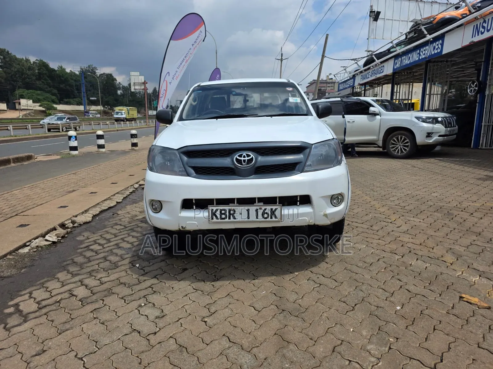 Toyota Hilux 2007 White