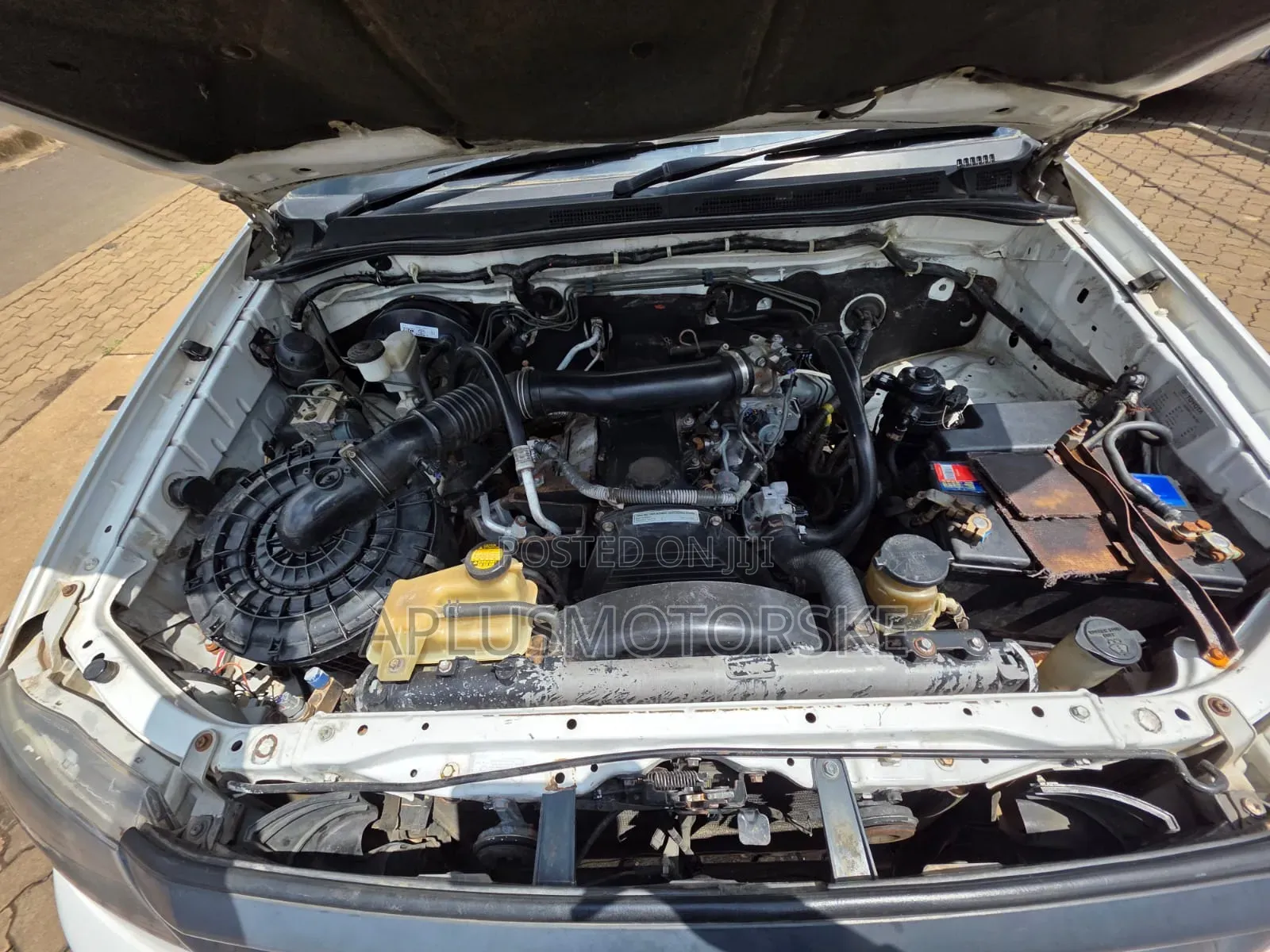 Toyota Hilux 2007 White