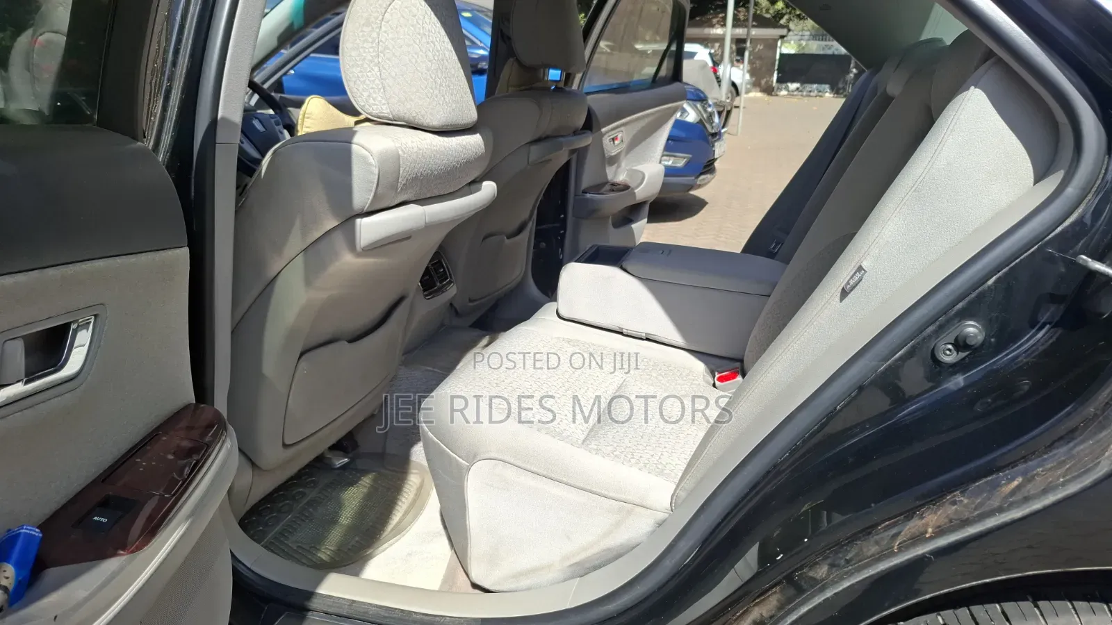 Toyota Crown 2011 Black