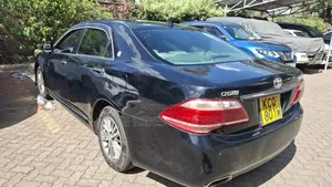 Toyota Crown 2011 Black