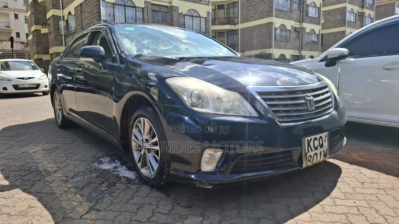 Toyota Crown 2011 Black