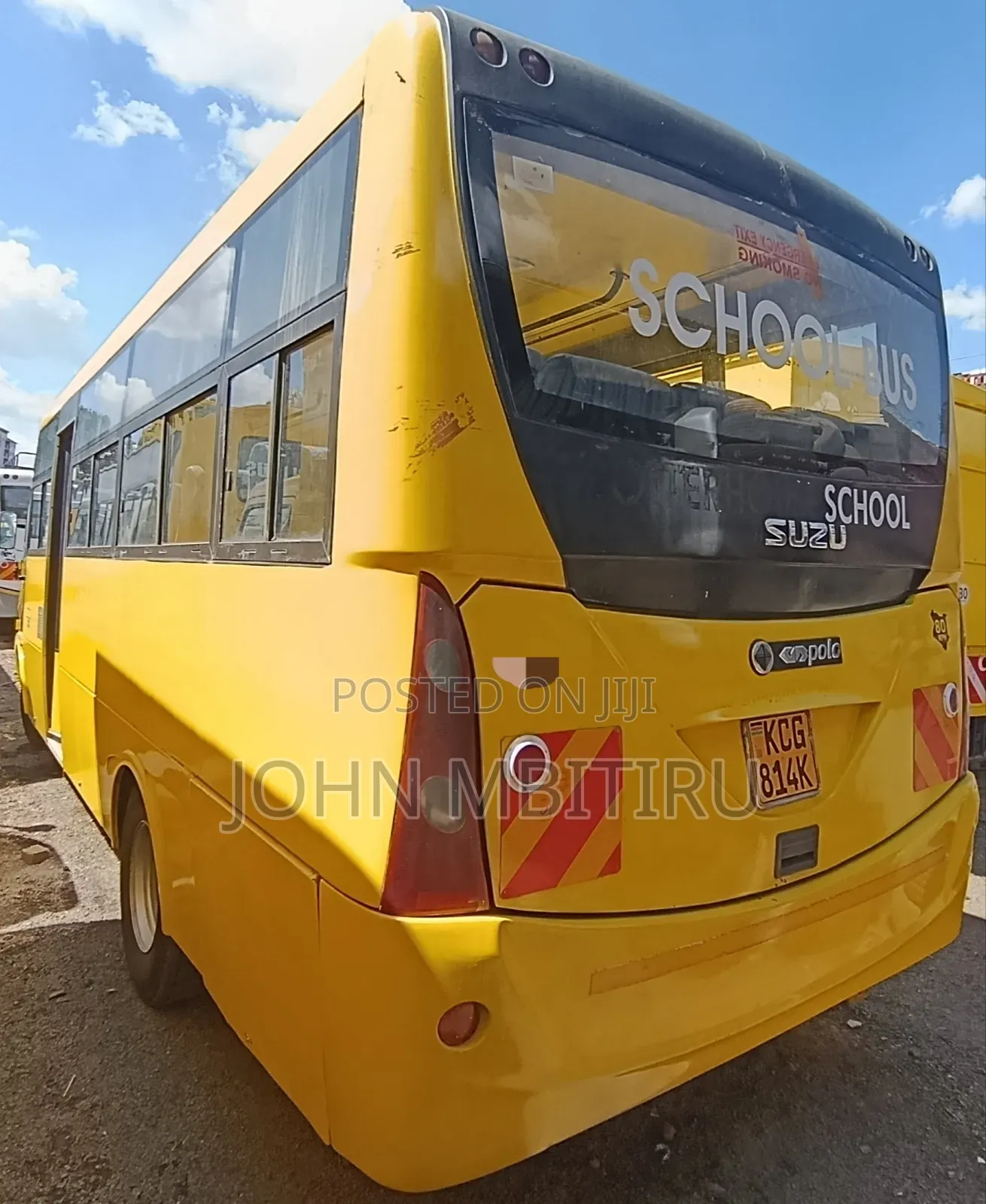 Isuzu NQR 2014 Yellow