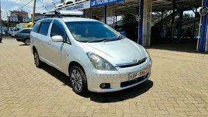 Toyota Wish 2004 Silver