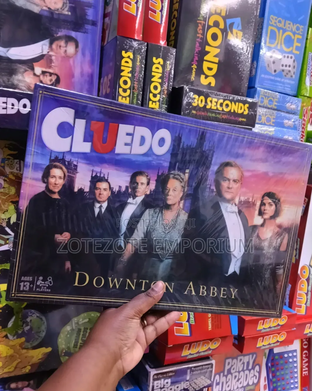 Cluedo Downtown Abbey Board Game