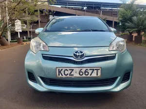 Toyota Ractis 1.5 AWD 2013 Green