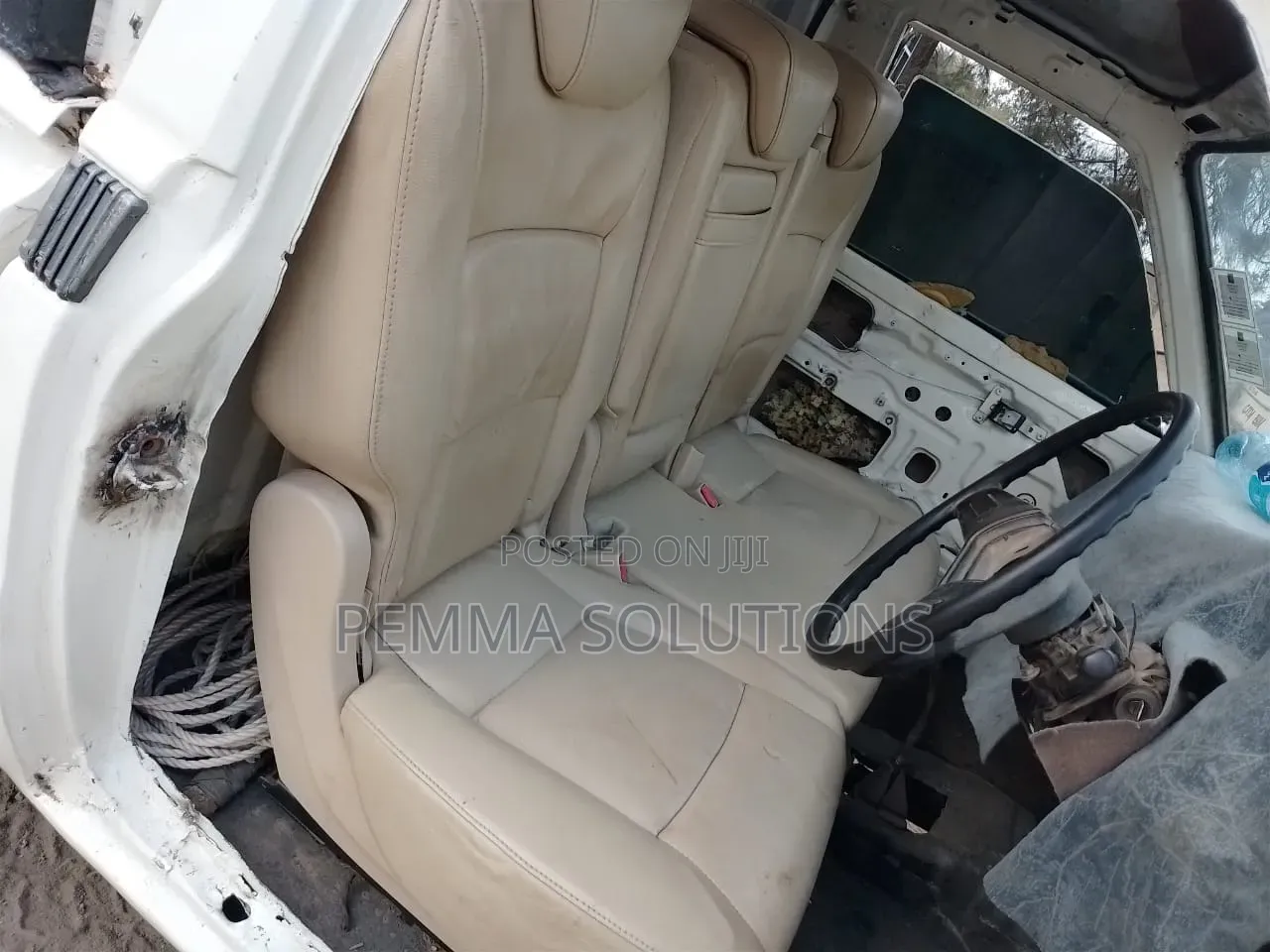 Toyota Hilux 1999 Yellow