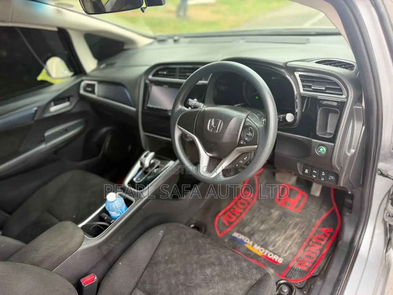 Honda Fit Shuttle 2019 Silver