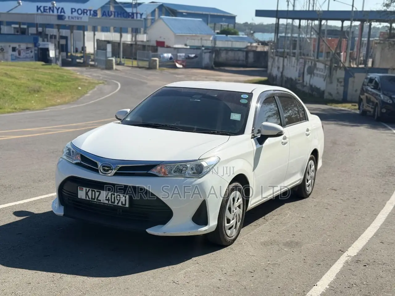 Toyota Axio 2019 White