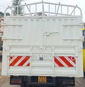 Mistubishi Canter FE84