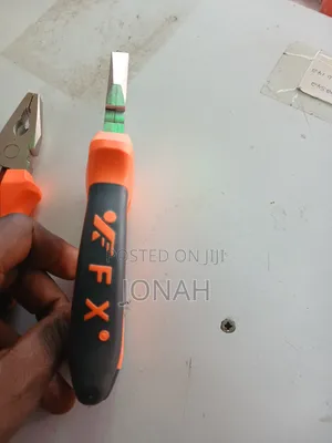 Pliers. Fx