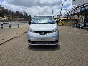 Nissan NV200 2018 Silver