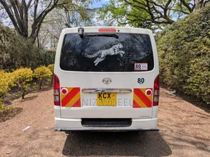 Toyota HiAce 2012 White