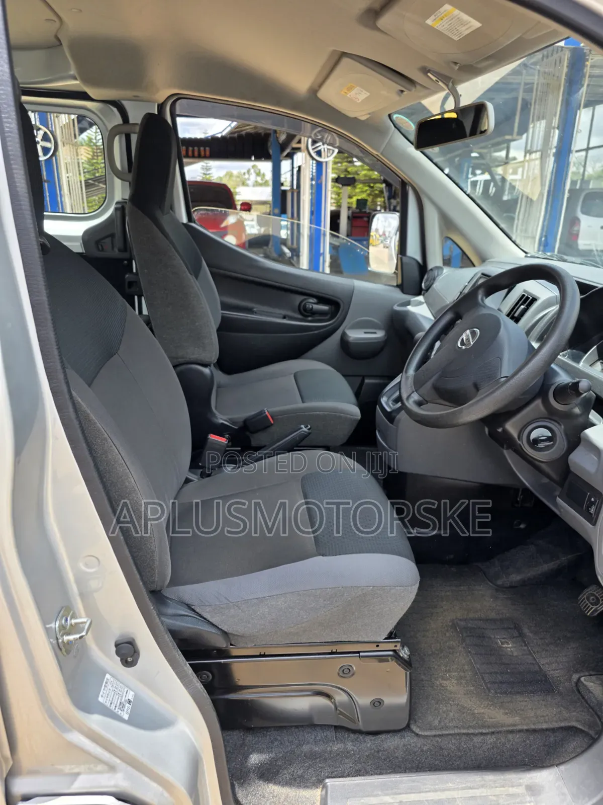 Nissan NV200 2018 Silver