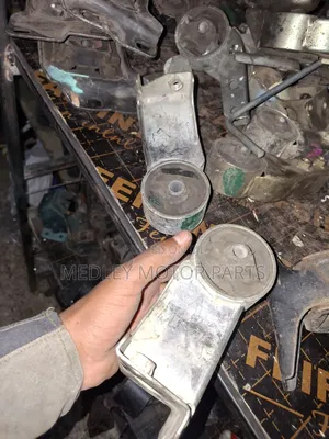 Mitsubishi Ek Wagon Gearbox Mount
