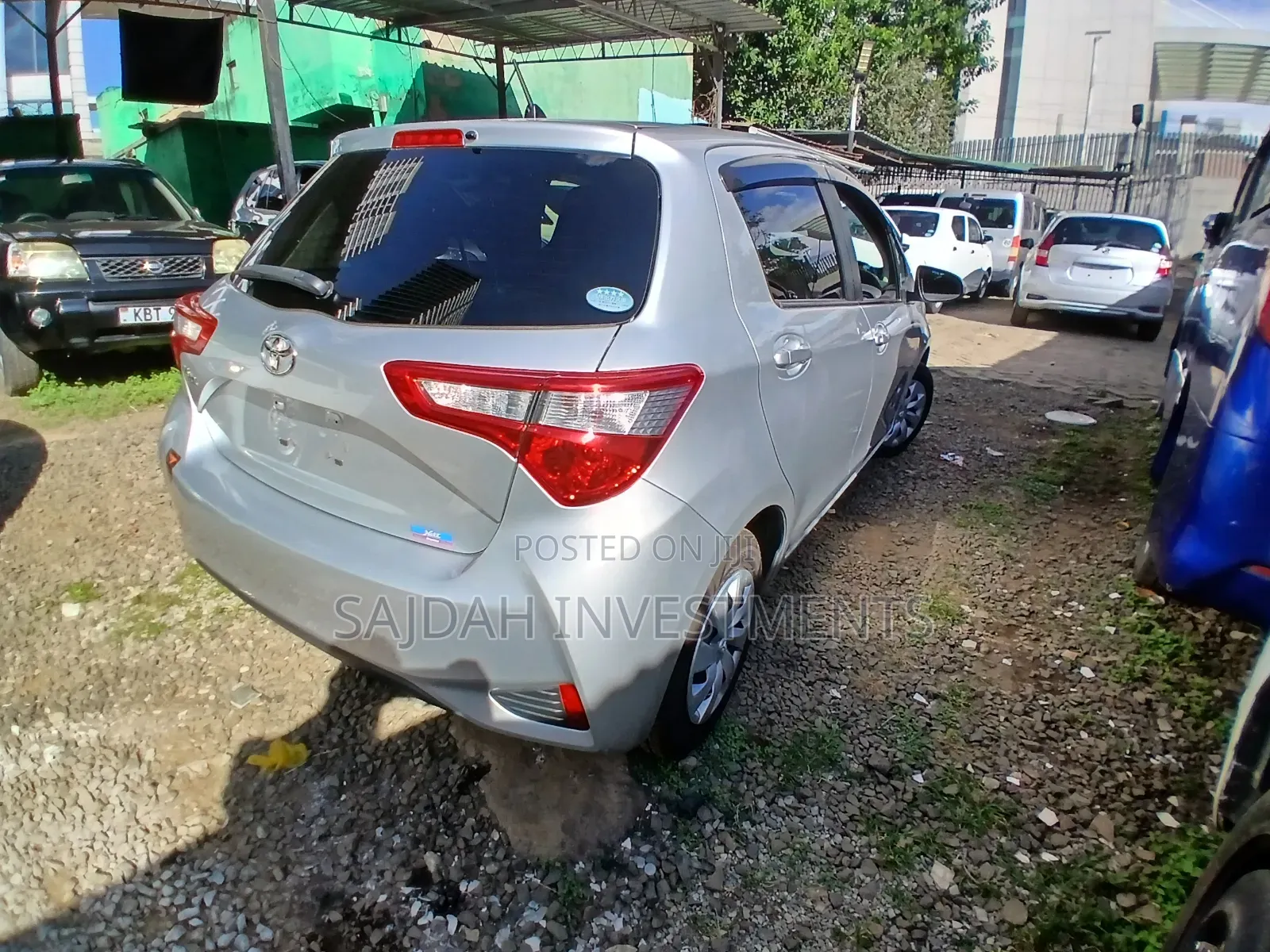 Toyota Vitz 1.0 FWD 5dr 2019 Silver