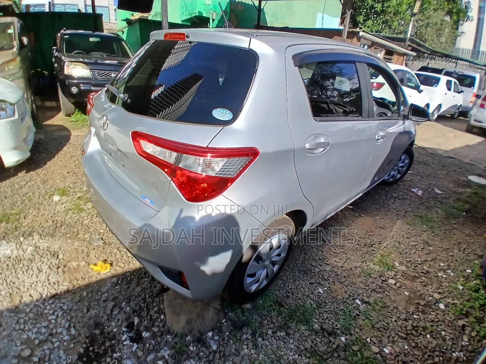 Toyota Vitz 1.0 FWD 5dr 2019 Silver
