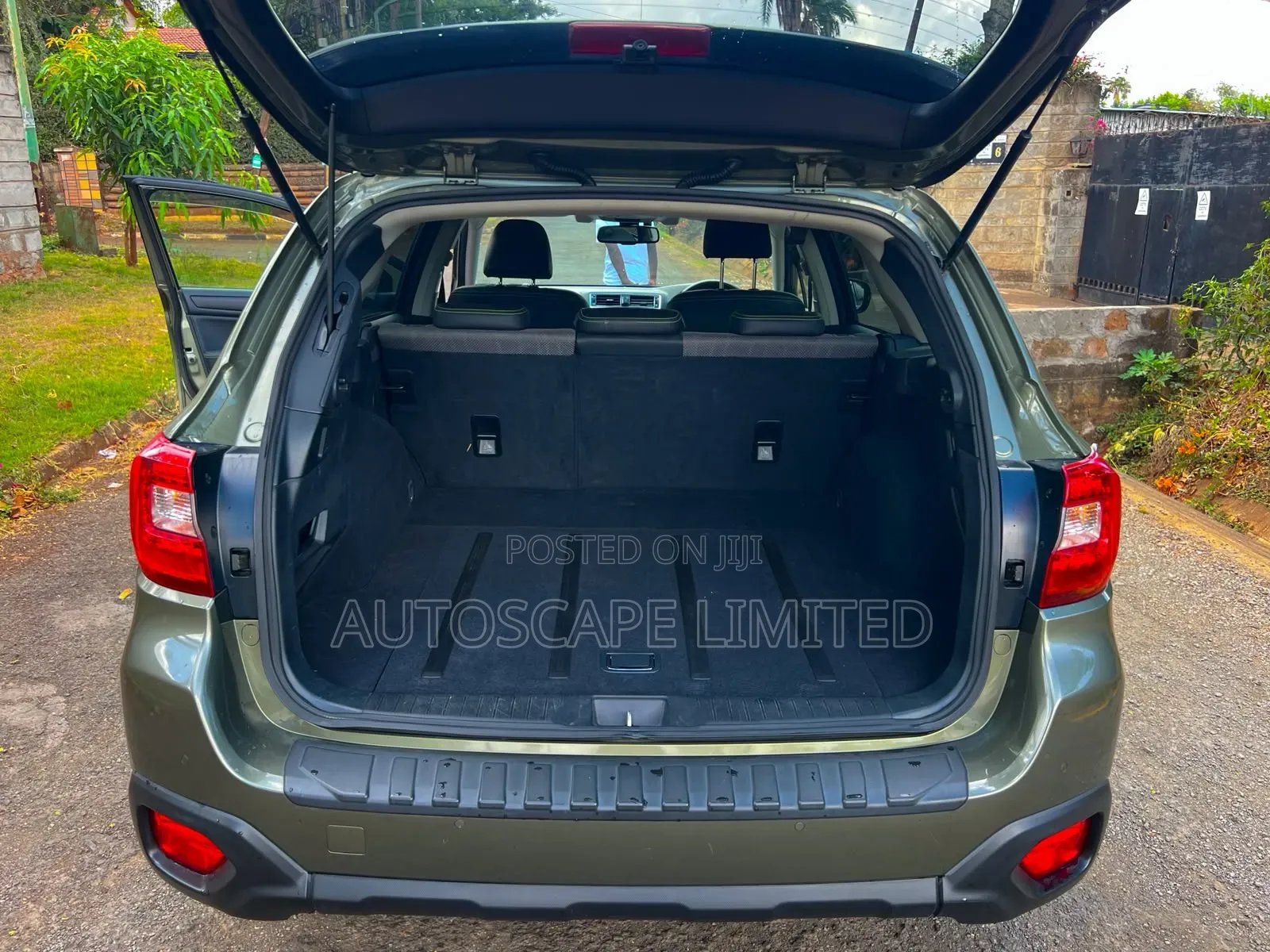 Subaru Outback 2019 Green