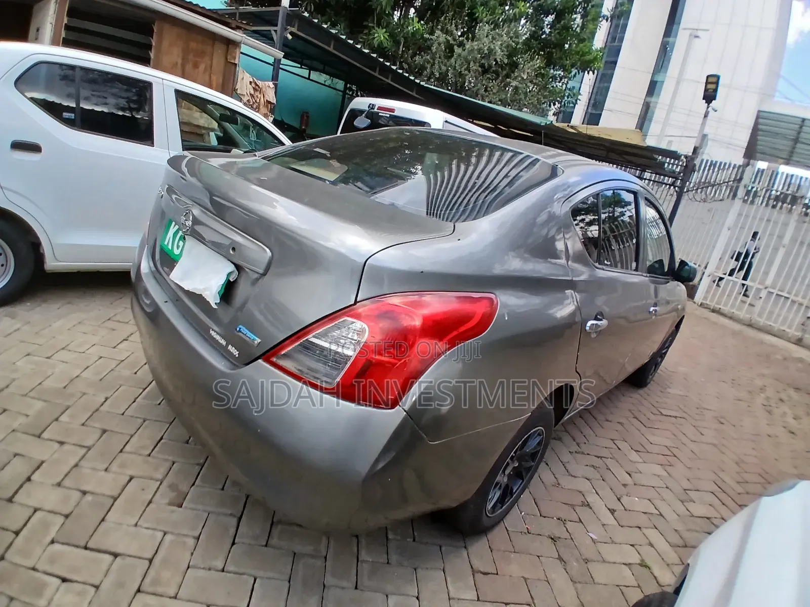 Nissan Latio 1.2 2013 Gray