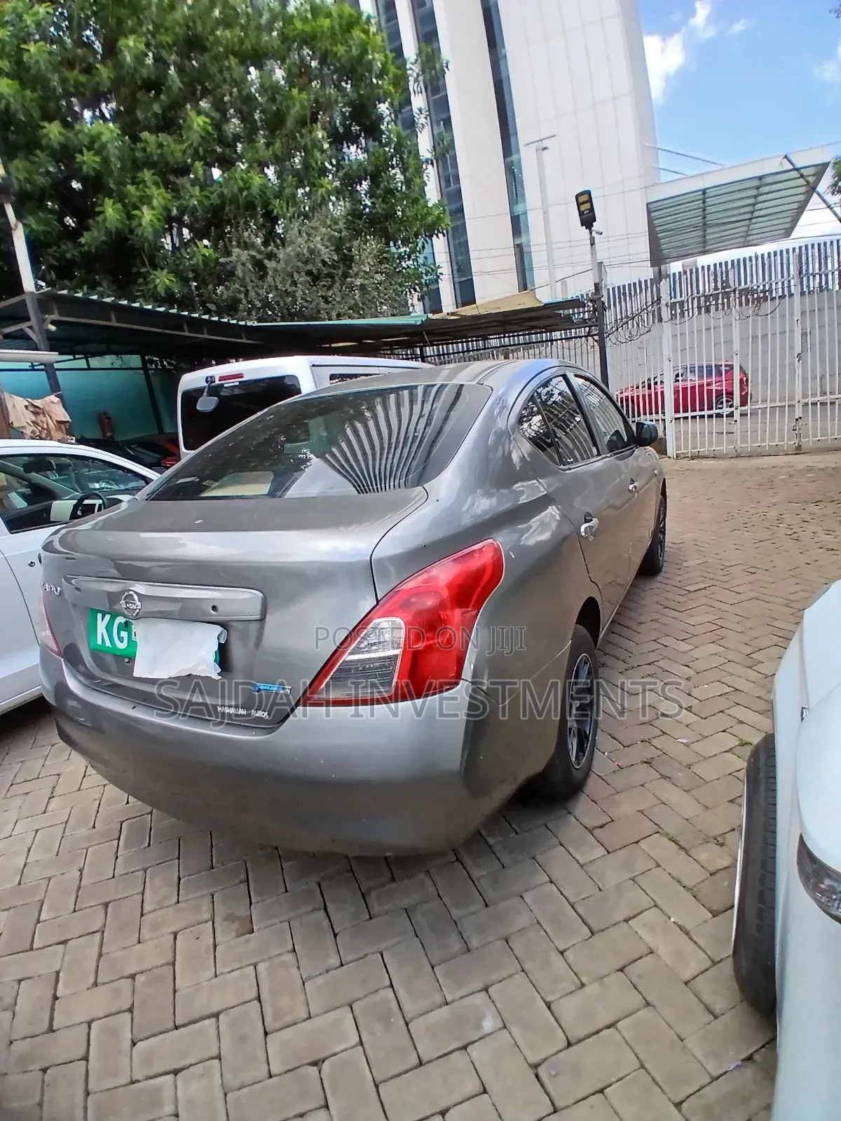 Nissan Latio 1.2 2013 Gray