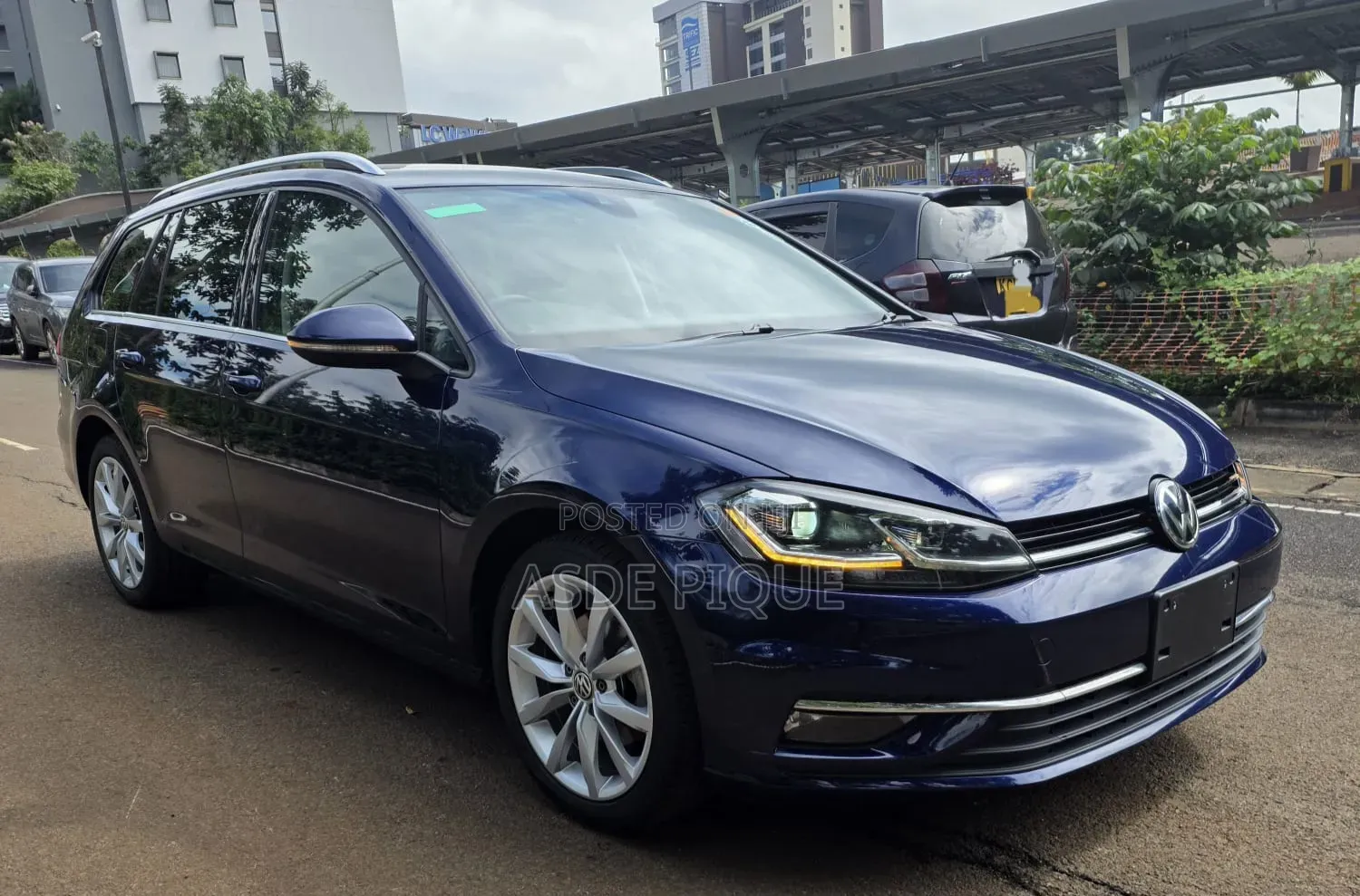 Volkswagen Golf 2019 Blue