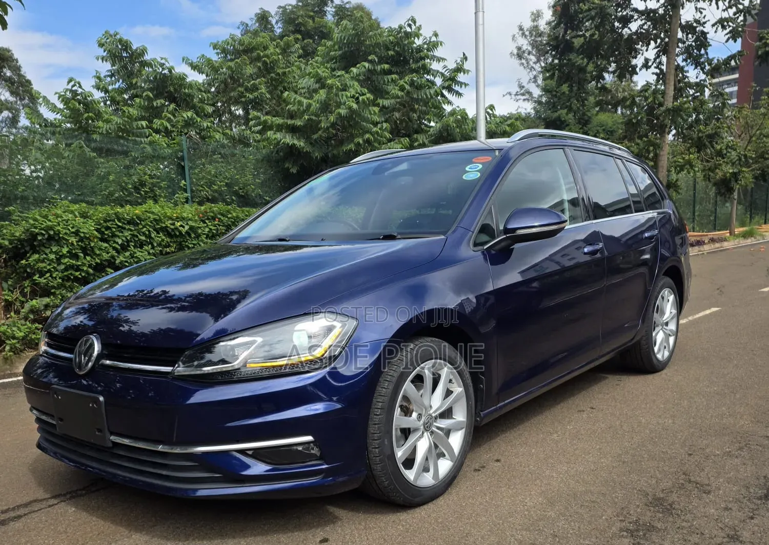 Volkswagen Golf 2019 Blue