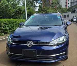 Volkswagen Golf 2019 Blue
