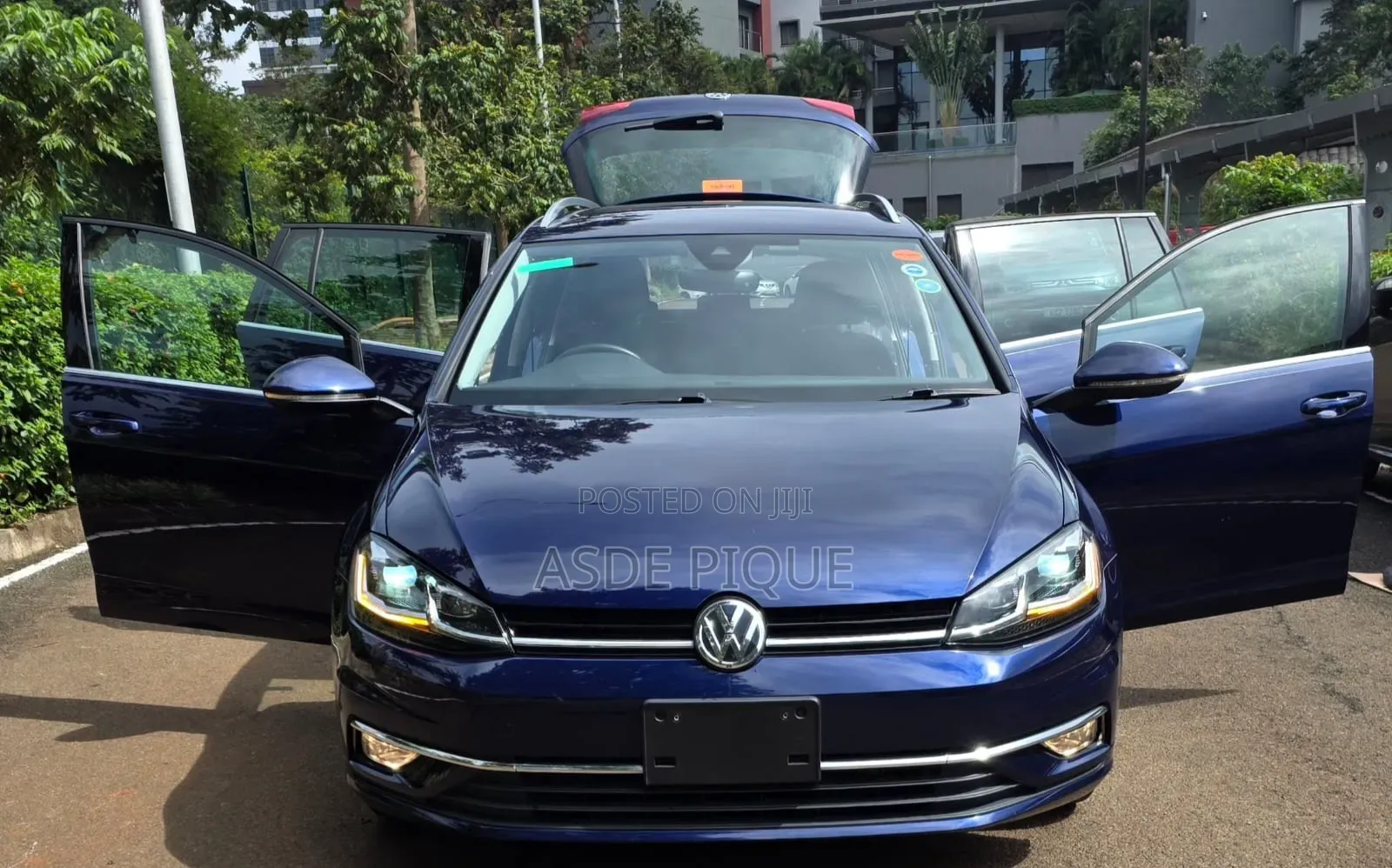 Volkswagen Golf 2019 Blue