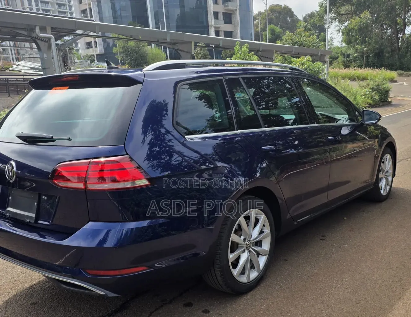 Volkswagen Golf 2019 Blue