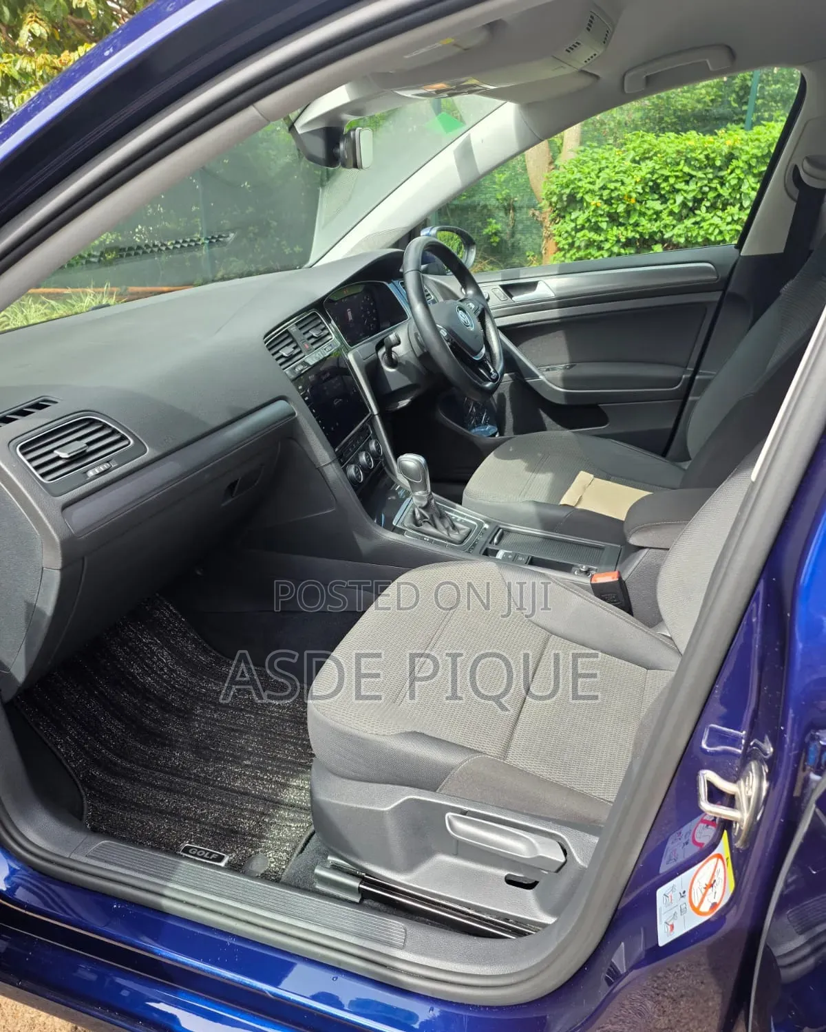 Volkswagen Golf 2019 Blue