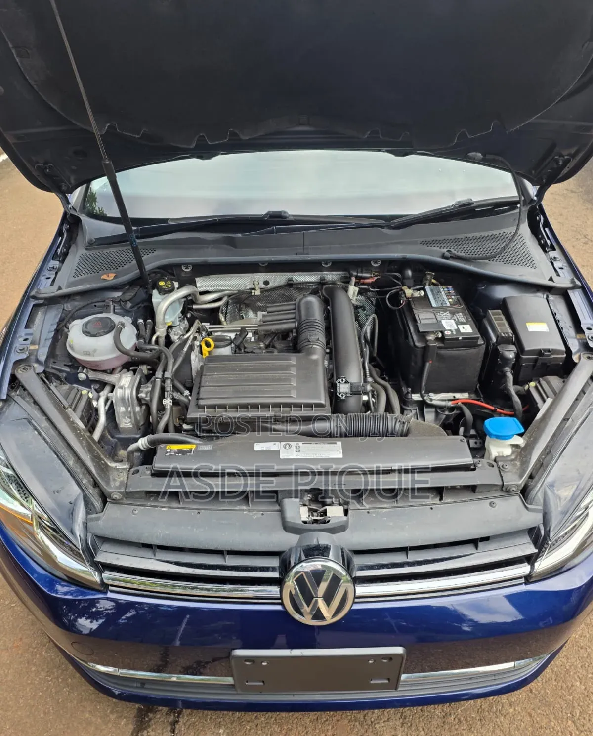 Volkswagen Golf 2019 Blue