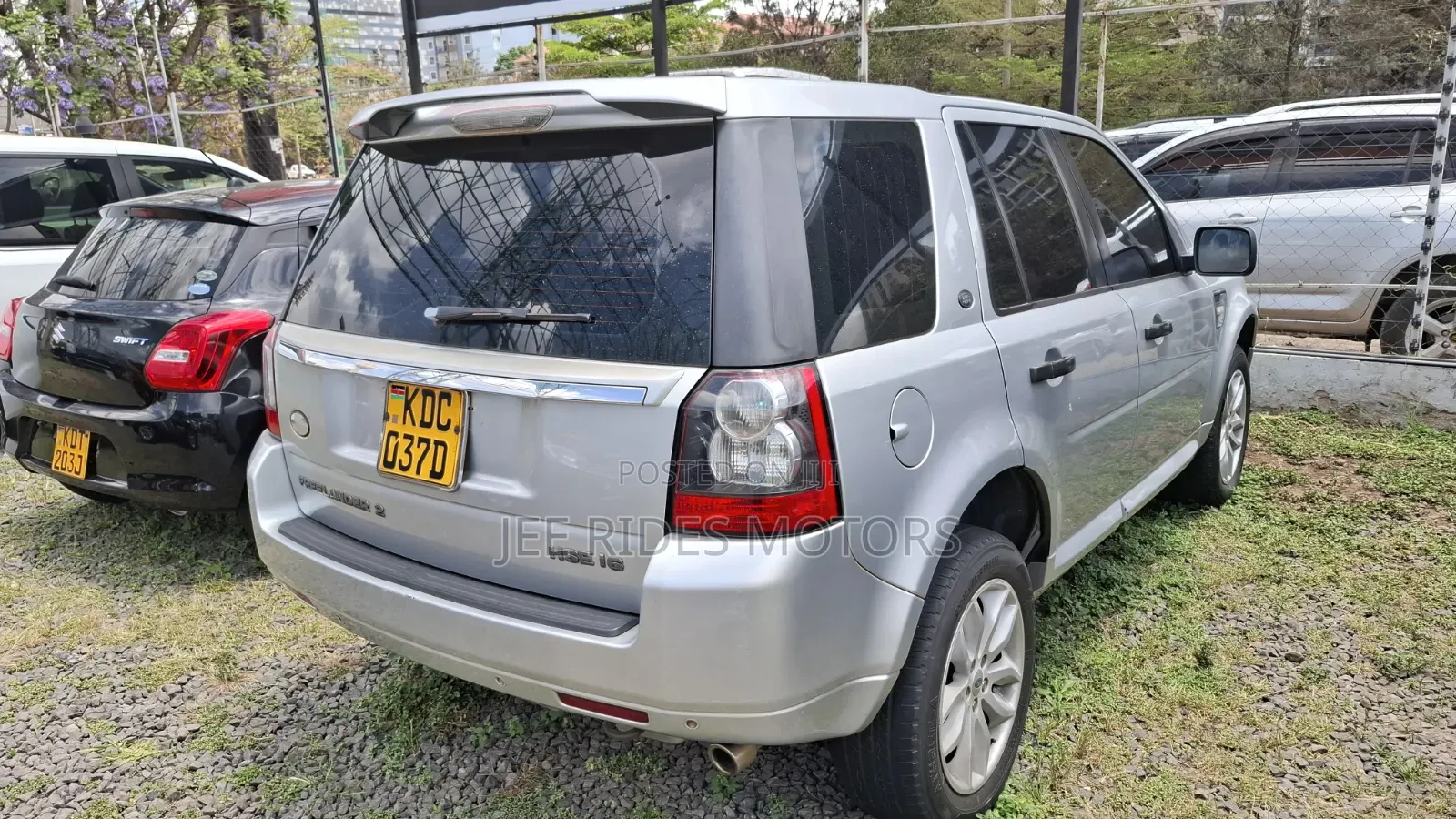 Land Rover Freelander 3.2 i6 HSE Automatic 2012 Silver