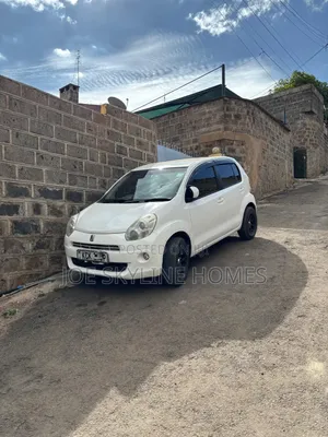 Toyota Passo 1.0 FWD 2010 Pearl