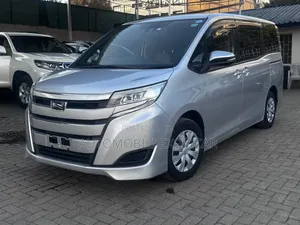 Toyota Noah 2.0 FWD (8 Seater) 2019 Gray