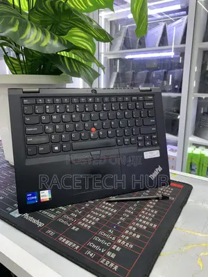 Laptop Lenovo ThinkPad L13 Yoga 8GB Intel Core i5 SSD 256GB