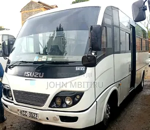 Isuzu NQR 2014 White