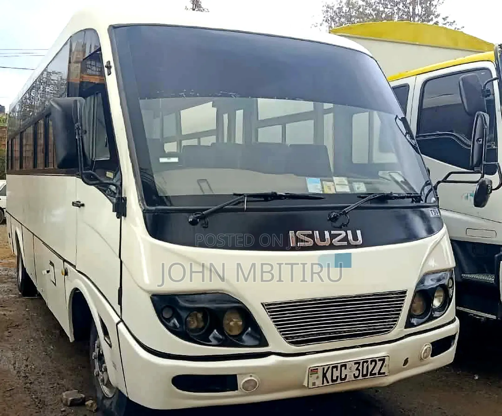 Isuzu NQR 2014 White