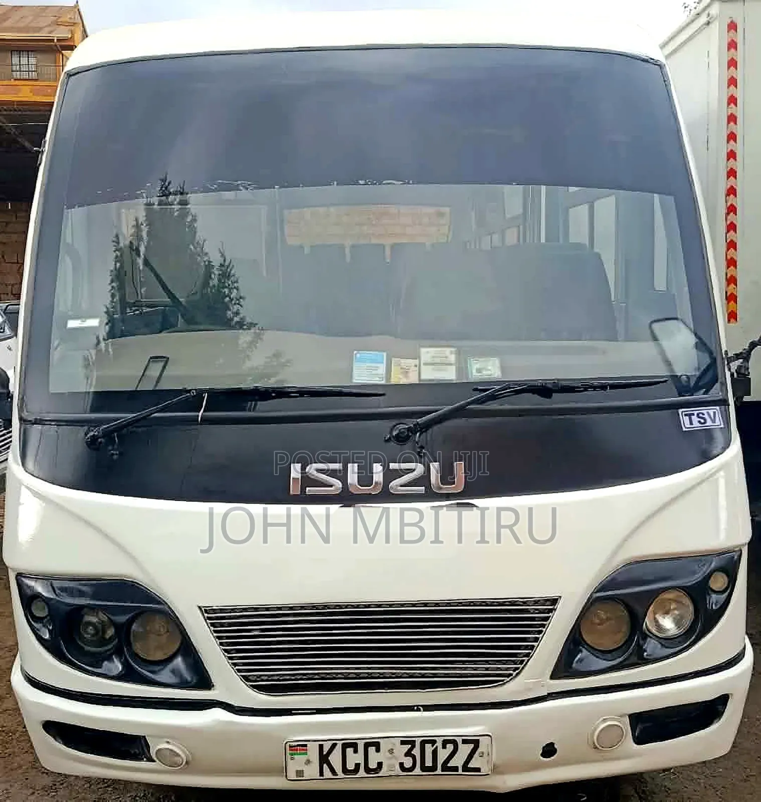 Isuzu NQR 2014 White