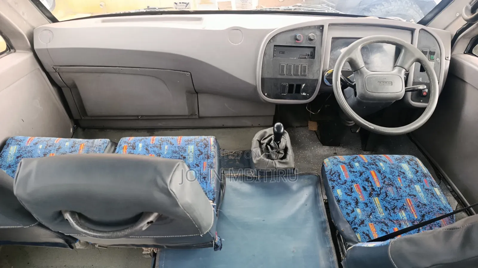 Isuzu NQR 2014 White