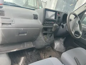 Daihatsu Move Conte 2017 Silver