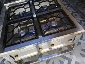 Four Burner Commercial Gas Cooker